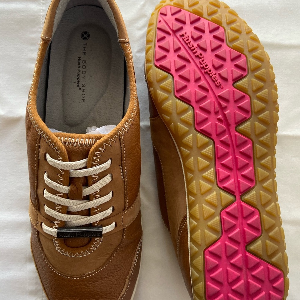 Sneaker - Picture 2 of 4